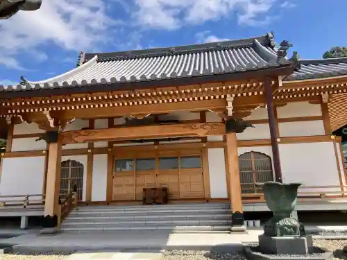 蔵田寺の{uncategorized: "未分類", other: "その他", undefined: "問題あり", building: "その他建物", grave: "お墓", sacred_gate: "鳥居", guardian: "狛犬", statue: "像", buddha: "仏像", history: "歴史", nature: "自然", garden: "庭園", animal: "動物", pagoda: "塔", temizu: "手水舎", mountain_gate: "山門・神門", sanctuary: "本殿・本堂", subordinate: "末社・摂社", art: "芸術", scenery: "景色", jizo: "地蔵", ema: "絵馬", goshuin: "御朱印", omikuji: "おみくじ", items: "授与品その他", amulet: "お守り", goshuincho: "御朱印帳", eats: "食事", festival: "お祭り", votive_dance: "神楽", shichigosan: "七五三参", wedding: "結婚式", experience: "体験その他", initially: "初詣", around: "周辺", anti_infection: "感染症対策"}