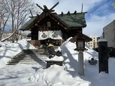 札幌諏訪神社の本殿・本堂