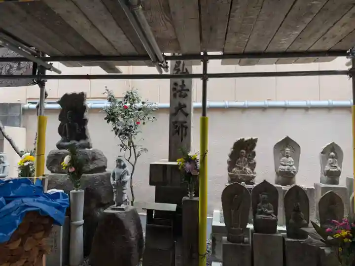 持明院(大阪府)