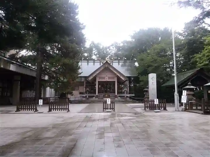 白石神社の本殿・本堂