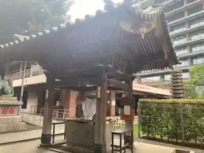 豊川稲荷東京別院の手水舎