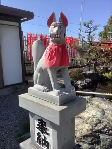 おちょぼ稲荷故里の宮の狛犬