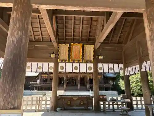 宮崎神宮の{uncategorized: "未分類", other: "その他", undefined: "問題あり", building: "その他建物", grave: "お墓", sacred_gate: "鳥居", guardian: "狛犬", statue: "像", buddha: "仏像", history: "歴史", nature: "自然", garden: "庭園", animal: "動物", pagoda: "塔", temizu: "手水舎", mountain_gate: "山門・神門", sanctuary: "本殿・本堂", subordinate: "末社・摂社", art: "芸術", scenery: "景色", jizo: "地蔵", ema: "絵馬", goshuin: "御朱印", omikuji: "おみくじ", items: "授与品その他", amulet: "お守り", goshuincho: "御朱印帳", eats: "食事", festival: "お祭り", votive_dance: "神楽", shichigosan: "七五三参", wedding: "結婚式", experience: "体験その他", initially: "初詣", around: "周辺", anti_infection: "感染症対策"}