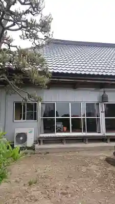 円明寺の本殿・本堂