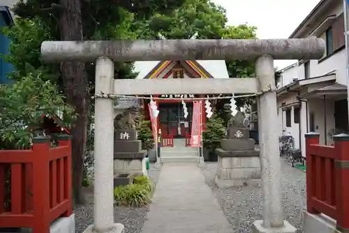 新田神社の鳥居