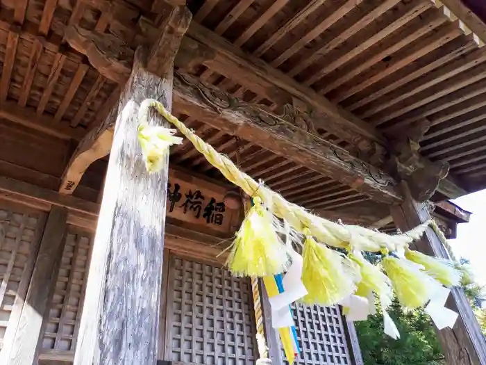 稲荷神社の本殿