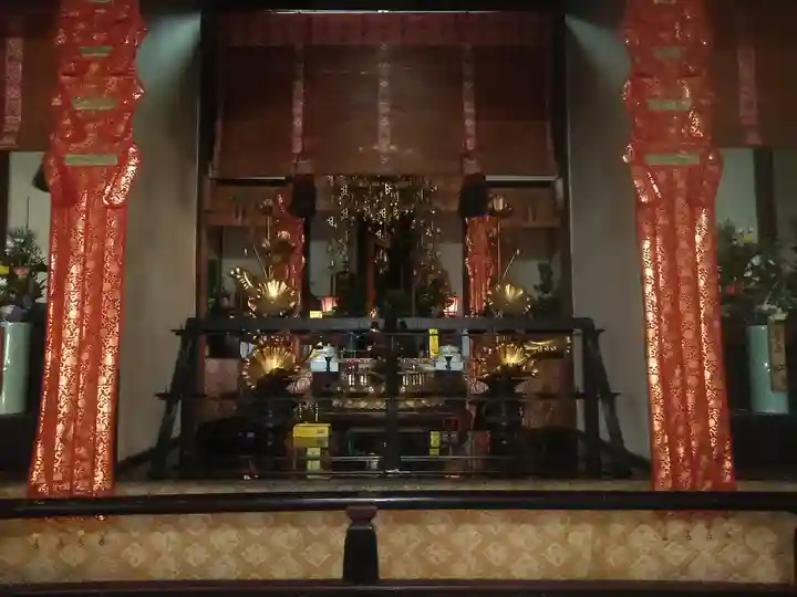 法案寺南坊の本殿・本堂