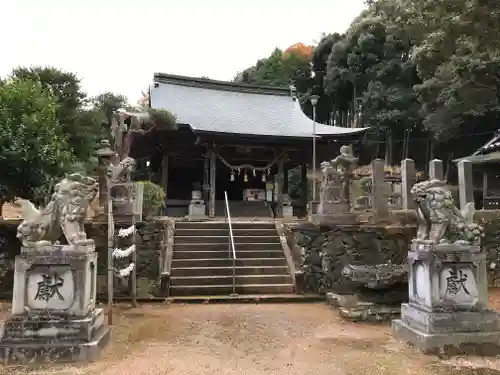 平清水八幡宮の本殿