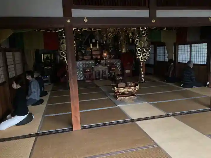 安用寺の本殿・本堂