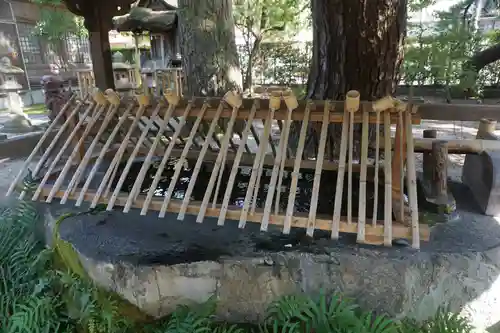 賣布神社の手水舎