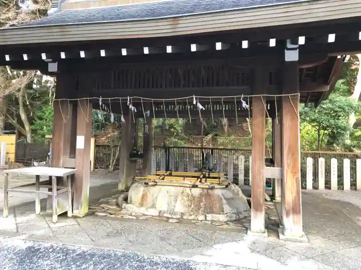 近江神宮の{uncategorized: "未分類", other: "その他", undefined: "問題あり", building: "その他建物", grave: "お墓", sacred_gate: "鳥居", guardian: "狛犬", statue: "像", buddha: "仏像", history: "歴史", nature: "自然", garden: "庭園", animal: "動物", pagoda: "塔", temizu: "手水舎", mountain_gate: "山門・神門", sanctuary: "本殿・本堂", subordinate: "末社・摂社", art: "芸術", scenery: "景色", jizo: "地蔵", ema: "絵馬", goshuin: "御朱印", omikuji: "おみくじ", items: "授与品その他", amulet: "お守り", goshuincho: "御朱印帳", eats: "食事", festival: "お祭り", votive_dance: "神楽", shichigosan: "七五三参", wedding: "結婚式", experience: "体験その他", initially: "初詣", around: "周辺", anti_infection: "感染症対策"}