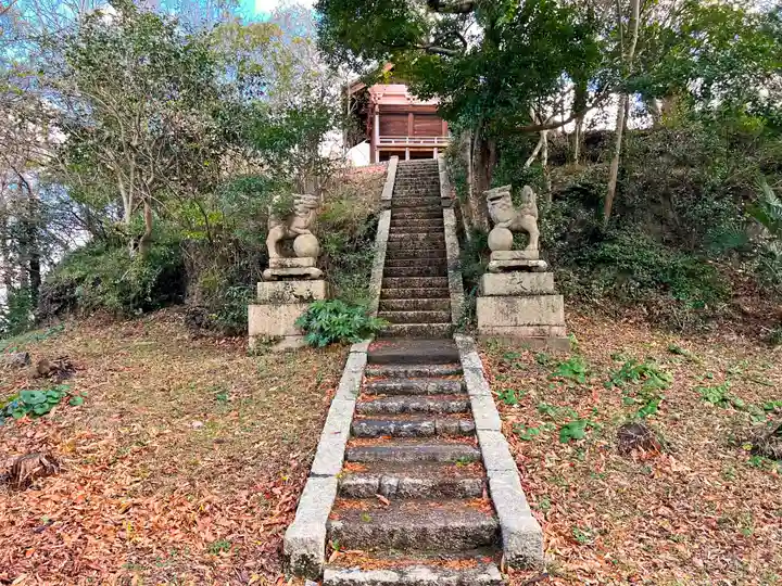 高泊神社の本殿・本堂