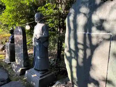 出雲大社相模分祠の像