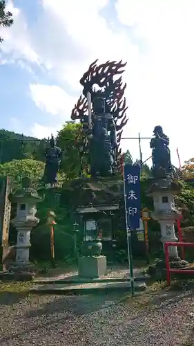 金剛山瑞峯寺(金剛不動尊) の仏像