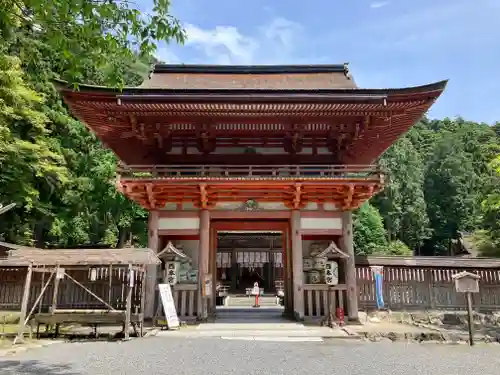 日吉大社の山門