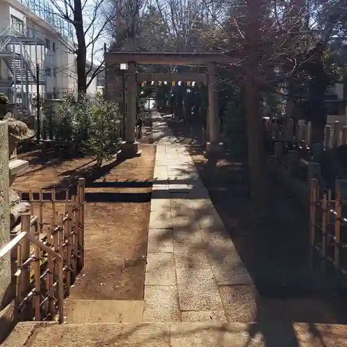 八雲氷川神社の鳥居