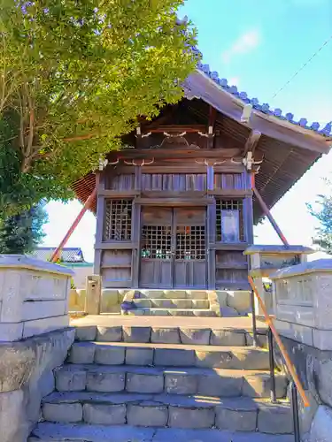 白山社（萩原町高松）の本殿・本堂