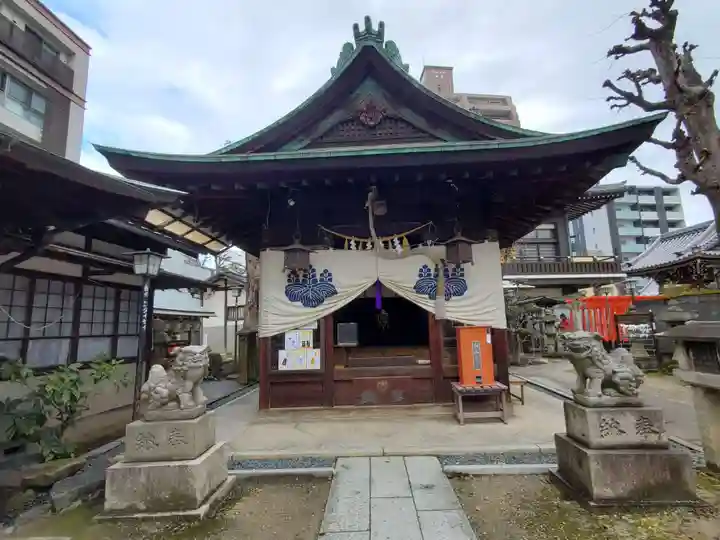 松山神社の本殿・本堂