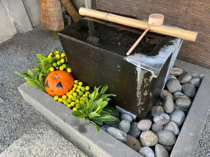 上尾御嶽神社の手水舎