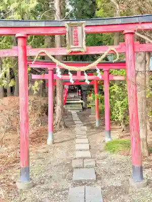 鳥谷崎神社の{uncategorized: "未分類", other: "その他", undefined: "問題あり", building: "その他建物", grave: "お墓", sacred_gate: "鳥居", guardian: "狛犬", statue: "像", buddha: "仏像", history: "歴史", nature: "自然", garden: "庭園", animal: "動物", pagoda: "塔", temizu: "手水舎", mountain_gate: "山門・神門", sanctuary: "本殿・本堂", subordinate: "末社・摂社", art: "芸術", scenery: "景色", jizo: "地蔵", ema: "絵馬", goshuin: "御朱印", omikuji: "おみくじ", items: "授与品その他", amulet: "お守り", goshuincho: "御朱印帳", eats: "食事", festival: "お祭り", votive_dance: "神楽", shichigosan: "七五三参", wedding: "結婚式", experience: "体験その他", initially: "初詣", around: "周辺", anti_infection: "感染症対策"}