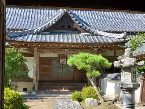 遍照院の本殿・本堂