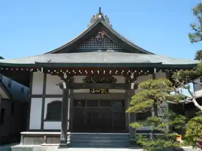 勧行寺の本殿・本堂