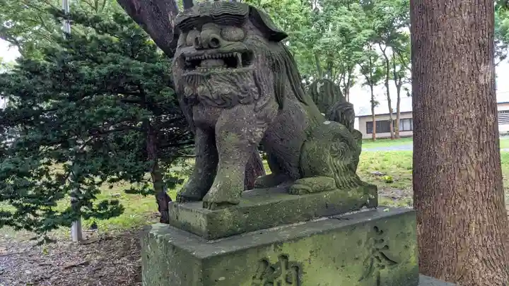 羽幌神社の狛犬