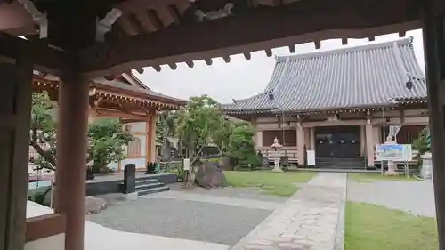 一乗寺の本殿