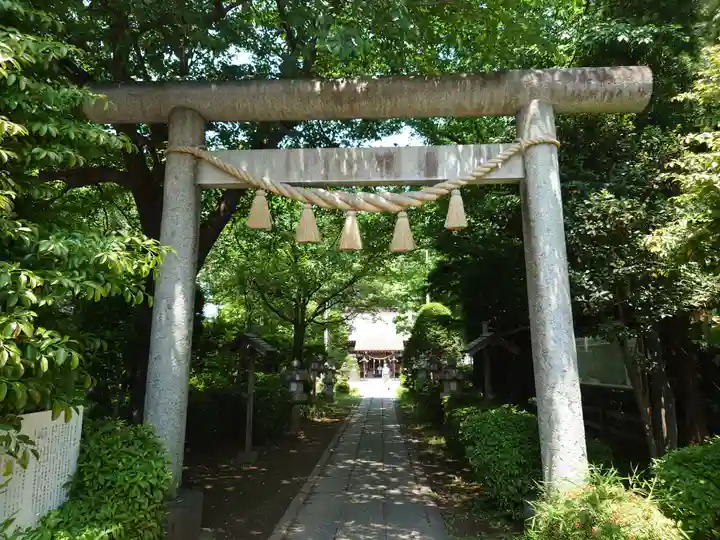 長宮氷川神社の鳥居
