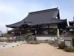 周慶寺の本殿