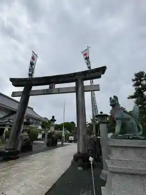 豊川閣　妙厳寺の{uncategorized: "未分類", other: "その他", undefined: "問題あり", building: "その他建物", grave: "お墓", sacred_gate: "鳥居", guardian: "狛犬", statue: "像", buddha: "仏像", history: "歴史", nature: "自然", garden: "庭園", animal: "動物", pagoda: "塔", temizu: "手水舎", mountain_gate: "山門・神門", sanctuary: "本殿・本堂", subordinate: "末社・摂社", art: "芸術", scenery: "景色", jizo: "地蔵", ema: "絵馬", goshuin: "御朱印", omikuji: "おみくじ", items: "授与品その他", amulet: "お守り", goshuincho: "御朱印帳", eats: "食事", festival: "お祭り", votive_dance: "神楽", shichigosan: "七五三参", wedding: "結婚式", experience: "体験その他", initially: "初詣", around: "周辺", anti_infection: "感染症対策"}