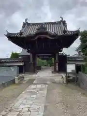 円通寺の山門