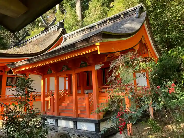 鞆淵八幡神社の末社・摂社