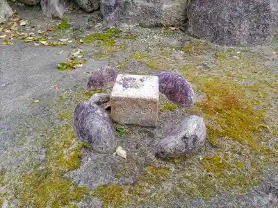 六所社(安井)のその他建物