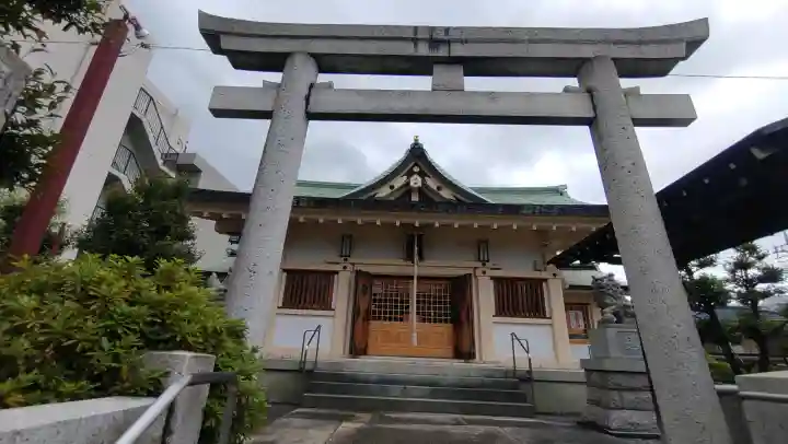 紀州神社の{uncategorized: "未分類", other: "その他", undefined: "問題あり", building: "その他建物", grave: "お墓", sacred_gate: "鳥居", guardian: "狛犬", statue: "像", buddha: "仏像", history: "歴史", nature: "自然", garden: "庭園", animal: "動物", pagoda: "塔", temizu: "手水舎", mountain_gate: "山門・神門", sanctuary: "本殿・本堂", subordinate: "末社・摂社", art: "芸術", scenery: "景色", jizo: "地蔵", ema: "絵馬", goshuin: "御朱印", omikuji: "おみくじ", items: "授与品その他", amulet: "お守り", goshuincho: "御朱印帳", eats: "食事", festival: "お祭り", votive_dance: "神楽", shichigosan: "七五三参", wedding: "結婚式", experience: "体験その他", initially: "初詣", around: "周辺", anti_infection: "感染症対策"}
