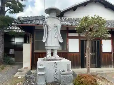 西福寺の{uncategorized: "未分類", other: "その他", undefined: "問題あり", building: "その他建物", grave: "お墓", sacred_gate: "鳥居", guardian: "狛犬", statue: "像", buddha: "仏像", history: "歴史", nature: "自然", garden: "庭園", animal: "動物", pagoda: "塔", temizu: "手水舎", mountain_gate: "山門・神門", sanctuary: "本殿・本堂", subordinate: "末社・摂社", art: "芸術", scenery: "景色", jizo: "地蔵", ema: "絵馬", goshuin: "御朱印", omikuji: "おみくじ", items: "授与品その他", amulet: "お守り", goshuincho: "御朱印帳", eats: "食事", festival: "お祭り", votive_dance: "神楽", shichigosan: "七五三参", wedding: "結婚式", experience: "体験その他", initially: "初詣", around: "周辺", anti_infection: "感染症対策"}