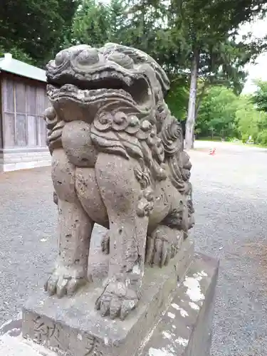 石山神社の狛犬