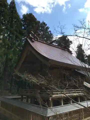 秋鹿神社の本殿・本堂