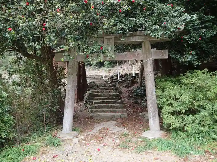 敷島神社の鳥居