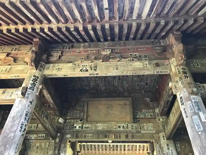 杉本寺の本殿・本堂