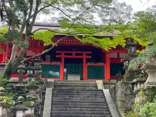 春日大社の本殿