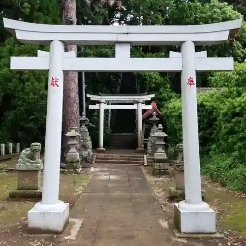 素鵞熊野神社の鳥居