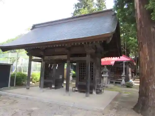 初鹿野諏訪神社の山門・神門