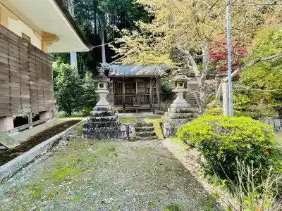 伊勢廻寺の{uncategorized: "未分類", other: "その他", undefined: "問題あり", building: "その他建物", grave: "お墓", sacred_gate: "鳥居", guardian: "狛犬", statue: "像", buddha: "仏像", history: "歴史", nature: "自然", garden: "庭園", animal: "動物", pagoda: "塔", temizu: "手水舎", mountain_gate: "山門・神門", sanctuary: "本殿・本堂", subordinate: "末社・摂社", art: "芸術", scenery: "景色", jizo: "地蔵", ema: "絵馬", goshuin: "御朱印", omikuji: "おみくじ", items: "授与品その他", amulet: "お守り", goshuincho: "御朱印帳", eats: "食事", festival: "お祭り", votive_dance: "神楽", shichigosan: "七五三参", wedding: "結婚式", experience: "体験その他", initially: "初詣", around: "周辺", anti_infection: "感染症対策"}