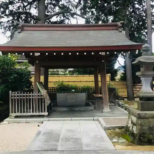 中野沼袋氷川神社の手水舎