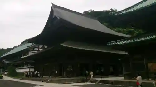 建長寺の{uncategorized: "未分類", other: "その他", undefined: "問題あり", building: "その他建物", grave: "お墓", sacred_gate: "鳥居", guardian: "狛犬", statue: "像", buddha: "仏像", history: "歴史", nature: "自然", garden: "庭園", animal: "動物", pagoda: "塔", temizu: "手水舎", mountain_gate: "山門・神門", sanctuary: "本殿・本堂", subordinate: "末社・摂社", art: "芸術", scenery: "景色", jizo: "地蔵", ema: "絵馬", goshuin: "御朱印", omikuji: "おみくじ", items: "授与品その他", amulet: "お守り", goshuincho: "御朱印帳", eats: "食事", festival: "お祭り", votive_dance: "神楽", shichigosan: "七五三参", wedding: "結婚式", experience: "体験その他", initially: "初詣", around: "周辺", anti_infection: "感染症対策"}
