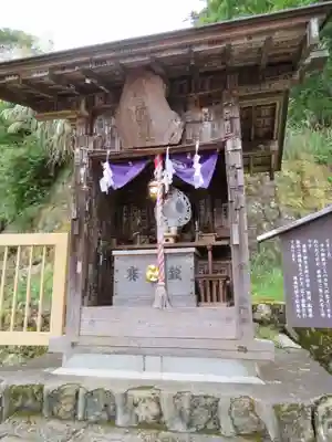 根之元神社の本殿・本堂
