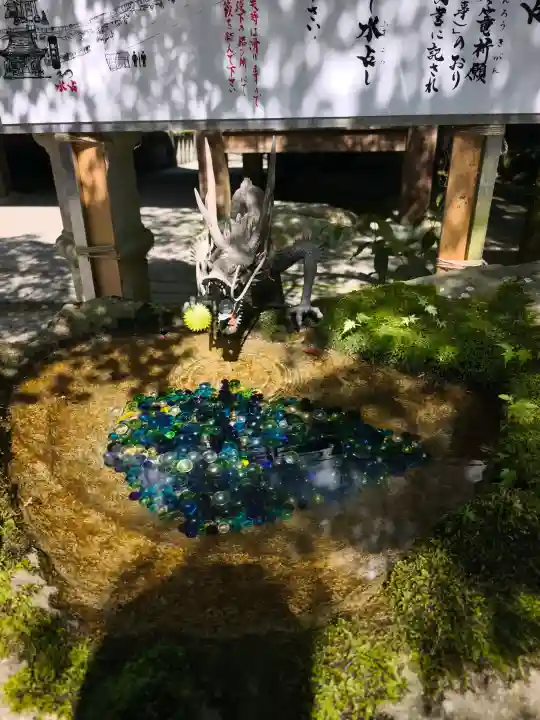 大水上神社の{uncategorized: "未分類", other: "その他", undefined: "問題あり", building: "その他建物", grave: "お墓", sacred_gate: "鳥居", guardian: "狛犬", statue: "像", buddha: "仏像", history: "歴史", nature: "自然", garden: "庭園", animal: "動物", pagoda: "塔", temizu: "手水舎", mountain_gate: "山門・神門", sanctuary: "本殿・本堂", subordinate: "末社・摂社", art: "芸術", scenery: "景色", jizo: "地蔵", ema: "絵馬", goshuin: "御朱印", omikuji: "おみくじ", items: "授与品その他", amulet: "お守り", goshuincho: "御朱印帳", eats: "食事", festival: "お祭り", votive_dance: "神楽", shichigosan: "七五三参", wedding: "結婚式", experience: "体験その他", initially: "初詣", around: "周辺", anti_infection: "感染症対策"}