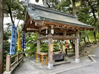 唐澤山神社の手水舎