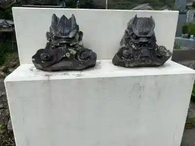 安楽寺の{uncategorized: "未分類", other: "その他", undefined: "問題あり", building: "その他建物", grave: "お墓", sacred_gate: "鳥居", guardian: "狛犬", statue: "像", buddha: "仏像", history: "歴史", nature: "自然", garden: "庭園", animal: "動物", pagoda: "塔", temizu: "手水舎", mountain_gate: "山門・神門", sanctuary: "本殿・本堂", subordinate: "末社・摂社", art: "芸術", scenery: "景色", jizo: "地蔵", ema: "絵馬", goshuin: "御朱印", omikuji: "おみくじ", items: "授与品その他", amulet: "お守り", goshuincho: "御朱印帳", eats: "食事", festival: "お祭り", votive_dance: "神楽", shichigosan: "七五三参", wedding: "結婚式", experience: "体験その他", initially: "初詣", around: "周辺", anti_infection: "感染症対策"}